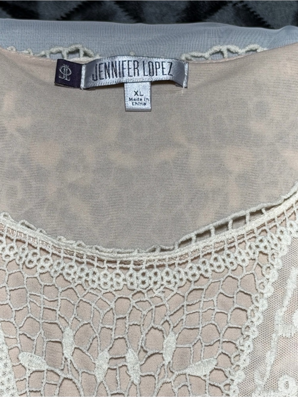 Jennifer Lopez Cream Crochet Shift Dress - Picture 2 of 5